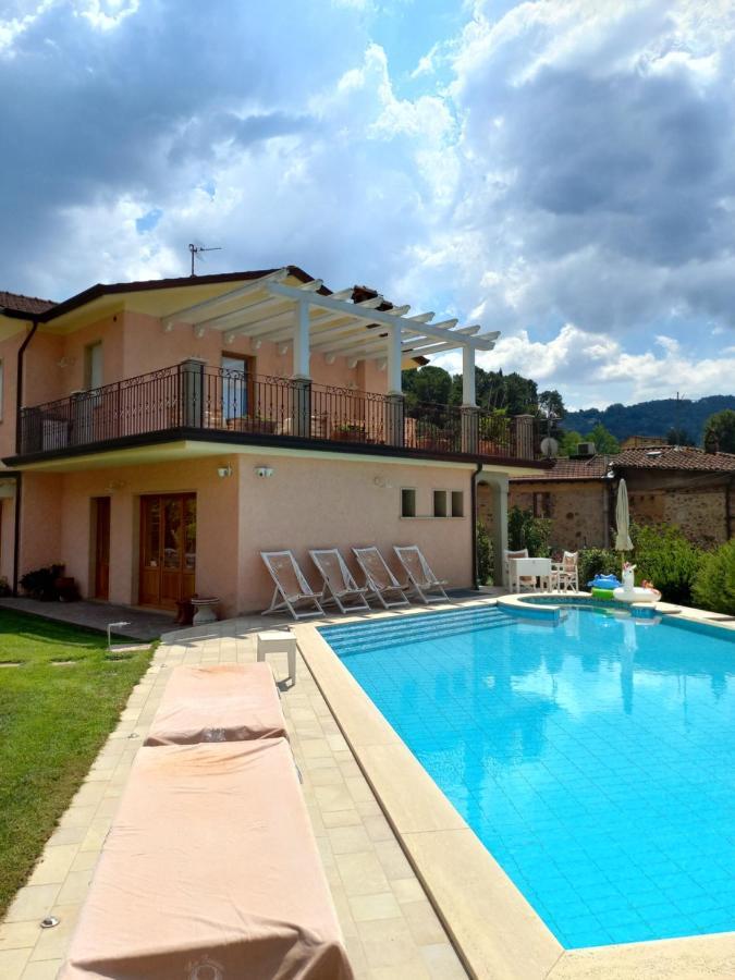 קמאיורה Villa Ester מראה חיצוני תמונה